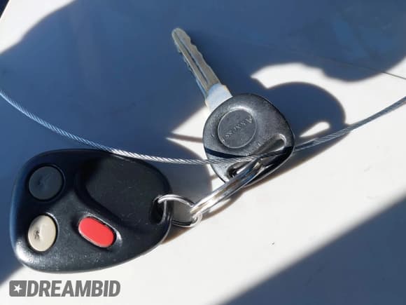 ✅ 2005 Chevrolet Avalanche Z66 • VIN: 3GNEC12Z15G228324 • Lot: 42428371. Listed on IAAI with Not provided. Free auction sales archive from the USA and detailed vehicle history report at DreamBid. Image 11.