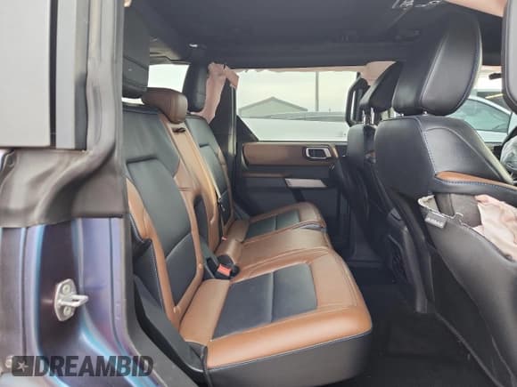 ✅ 2021 Ford Bronco • VIN: 1FMDE5DH0MLB00504 • Lot: 81103715. Listed on Copart with 57,139 mi. Free auction sales archive from the USA and detailed vehicle history report at DreamBid. Image 10.