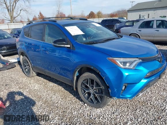 ✅ 2018 Toyota RAV4 SE • VIN: JTMJFREV1JJ721418 • Lot: 43612277. Listed on IAAI with 79,224 mi. Free auction sales archive from the USA and detailed vehicle history report at DreamBid. Image 1.