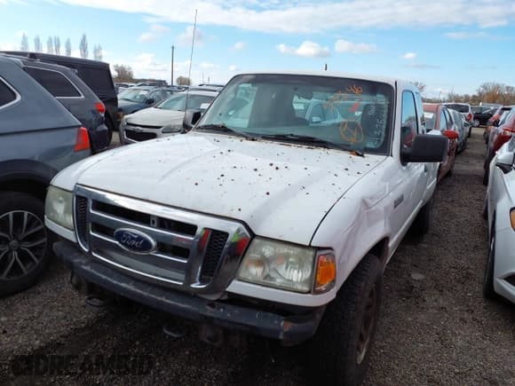 ✅ 2011 Ford Ranger XLT • VIN: 1FTLR4FE0BPA33023 • Lot: 43753346. Wystawiony na IAAI z przebiegiem 207 689 mil. Bezpłatny archiwum sprzedaży aukcyjnych z USA i szczegółowy raport historii pojazdu na DreamBid. Zdjęcie 6.