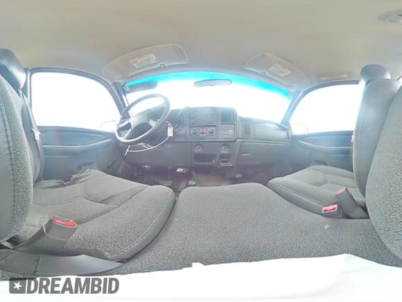 ✅ 2003 Chevrolet Silverado 2500HD Work Truck • VIN: 1GCHK24U53E371443 • Lot: 82538005. Wystawiony na Copart z przebiegiem 189 003 mil. Bezpłatny archiwum sprzedaży aukcyjnych z USA i szczegółowy raport historii pojazdu na DreamBid. Zdjęcie 14.