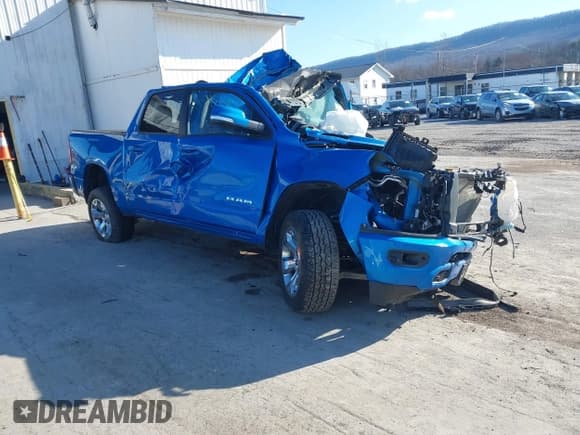 ✅ 2021 Ram 1500 Big Horn • VIN: 1C6SRFFTXMN803272 • Lot: 41737104. Wystawiony na IAAI z przebiegiem 47 000 mil. Bezpłatny archiwum sprzedaży aukcyjnych z USA i szczegółowy raport historii pojazdu na DreamBid. Zdjęcie 1.