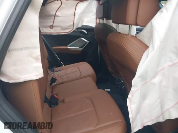 ✅ 2024 Audi Q3 Premium • VIN: WA1AUCF39R1100790 • Lot: 43239581. Listed on IAAI with 21,989 mi. Free auction sales archive from the USA and detailed vehicle history report at DreamBid. Image 8.