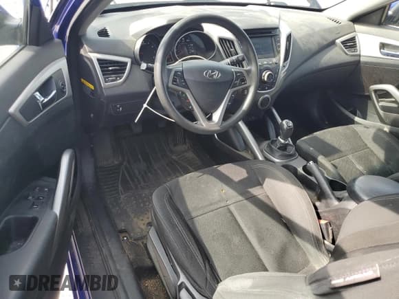 ✅ 2014 Hyundai Veloster • VIN: KMHTC6ADXEU194525 • Lot: 65131764. Wystawiony na Copart z przebiegiem 124 560 mil. Bezpłatny archiwum sprzedaży aukcyjnych z USA i szczegółowy raport historii pojazdu na DreamBid. Zdjęcie 8.