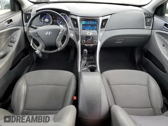 ✅ 2012 Hyundai Sonata Limited • VIN: 5NPEC4AB0CH436472 • Lot: 75809154. Listed on Copart with 68,293 mi. Free auction sales archive from the USA and detailed vehicle history report at DreamBid. Image 8.