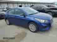 2020 Hyundai Accent SE z VIN 3KPC24A65LE126562, wystawiony jako Copart lot #55925584 z przebiegiem 63 075 mil mil oraz Szkoda całkowita • Salvage title. Historia ofert i sprzedaży dostępna na DreamBid. Obrazek 4.