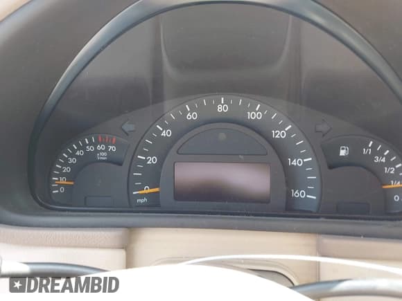 ✅ 2001 Mercedes-Benz C 230/260/280/320 • VIN: WDBRF61J01F014333 • Lot: 43062542. Wystawiony na IAAI z przebiegiem Nie podano. Bezpłatny archiwum sprzedaży aukcyjnych z USA i szczegółowy raport historii pojazdu na DreamBid. Zdjęcie 7.