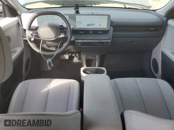 2023 Hyundai Ioniq 5 SEL z VIN KM8KN4AE1PU126717, wystawiony jako Copart lot #68697274 z przebiegiem 62 641 mil mil oraz Nie do naprawy • Non repairable. Historia ofert i sprzedaży dostępna na DreamBid. Obrazek 8.