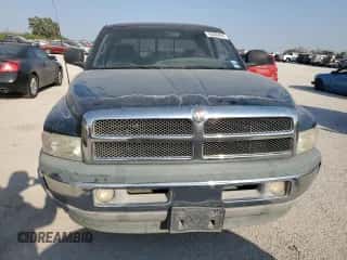 1998 Dodge 1500 z VIN 3B7HC13Z6WG204770, wystawiony jako Copart lot #75545454 z przebiegiem 138 124 mil mil oraz Szkoda całkowita • Salvage title. Historia ofert i sprzedaży dostępna na DreamBid. Obrazek 5.