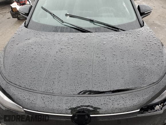 ✅ 2022 Volkswagen ID.4 Pro • VIN: WVGRMPE24NP071453 • Lot: 81769333. Listed on Copart with 8,357 mi. Free auction sales archive from the USA and detailed vehicle history report at DreamBid. Image 12.