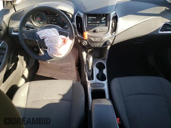 ✅ 2018 Chevrolet Cruze LT • VIN: 3G1BE6SM9JS652079 • Lot: 46749163. Listed on Copart with 88,068 mi. Free auction sales archive from the USA and detailed vehicle history report at DreamBid. Image 8.