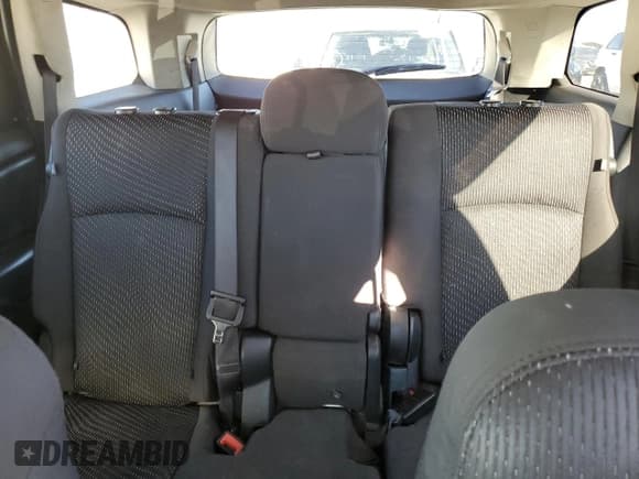 ✅ 2017 Dodge Journey SE • VIN: 3C4PDCAB4HT599651 • Lot: 86529655. Wystawiony na Copart z przebiegiem 106 507 mil. Bezpłatny archiwum sprzedaży aukcyjnych z USA i szczegółowy raport historii pojazdu na DreamBid. Zdjęcie 10.