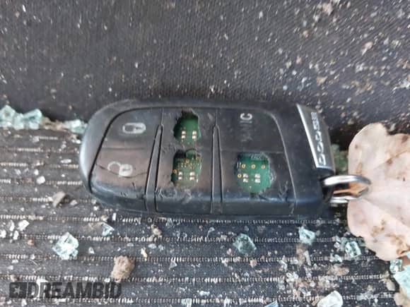 2012 Dodge Journey SXT с VIN 3C4PDCBG5CT395749, выставлен на аукционе IAAI как лот 43411173 с пробегом 172 546 миль миль и . История ставок и продаж доступна на DreamBid. Изображение 11.