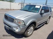 ✅ 2004 Lincoln Aviator Luxury • VIN: 5LMEU68H44ZJ37279 • Lot: 42079143. Wystawiony na IAAI z przebiegiem 111 031 mil. Bezpłatny archiwum sprzedaży aukcyjnych z USA i szczegółowy raport historii pojazdu na DreamBid. Zdjęcie 2.