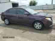 2009 Hyundai Elantra GLS z VIN KMHDU46D09U756114, wystawiony jako Copart lot #71651874 z przebiegiem 142 947 mil mil oraz Szkoda całkowita • Salvage title. Historia ofert i sprzedaży dostępna na DreamBid. Obrazek 4.