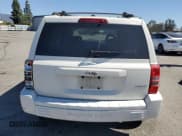 ✅ 2008 Jeep Patriot Limited • VIN: 1J8FT48W88D519179 • Lot: 49710235. Listed on Copart with 140,578 mi. Free auction sales archive from the USA and detailed vehicle history report at DreamBid. Image 6.