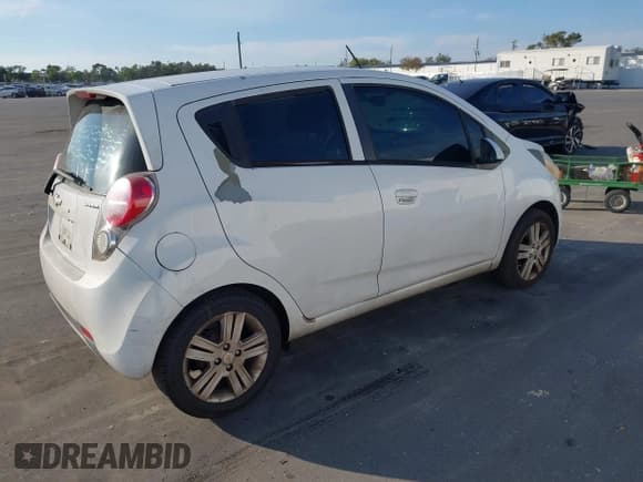 ✅ 2013 Chevrolet Spark LS • VIN: KL8CB6S93DC595798 • Лот: 43805349. Опубликован ранее на IAAI с пробегом 168 626 миль. Бесплатный доступ к архиву аукционных продаж из США и подробный отчёт об истории автомобиля на DreamBid. Изображение 4.