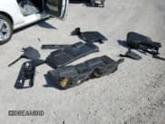 ✅ 2009 Ford Mustang GT • VIN: 1ZVHT85HX95109148 • Lot: 80126205. Wystawiony na Copart z przebiegiem 32 473 mil. Bezpłatny archiwum sprzedaży aukcyjnych z USA i szczegółowy raport historii pojazdu na DreamBid. Zdjęcie 12.