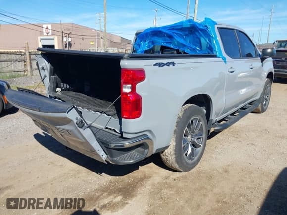 ✅ 2024 Chevrolet Silverado 1500 LT • VIN: 1GCPDKEK9RZ239144 • Lot: 43356244. Listed on IAAI with 29,953 mi. Free auction sales archive from the USA and detailed vehicle history report at DreamBid. Image 4.