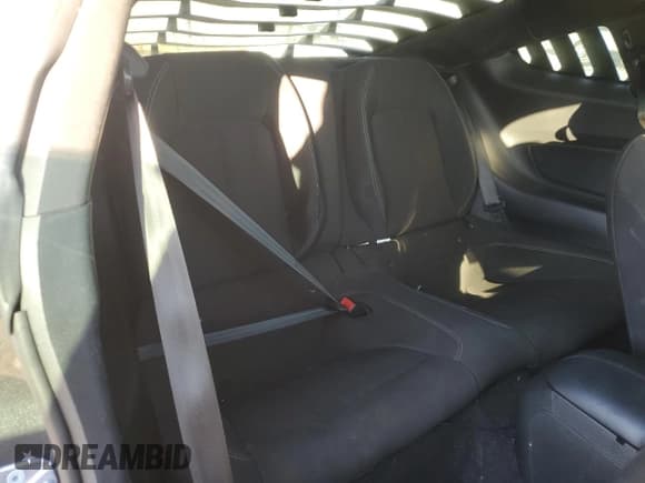 ✅ 2020 Ford Mustang GT • VIN: 1FA6P8CF4L5182044 • Lot: 91307375. Wystawiony na Copart z przebiegiem 84 952 mil. Bezpłatny archiwum sprzedaży aukcyjnych z USA i szczegółowy raport historii pojazdu na DreamBid. Zdjęcie 10.