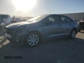 ✅ 2020 Toyota Corolla LE • VIN: 5YFEPRAE7LP098020 • Лот: 92692425. Опубликован ранее на Copart с пробегом 85 595 миль. Бесплатный доступ к архиву аукционных продаж из США и подробный отчёт об истории автомобиля на DreamBid. Изображение 1.