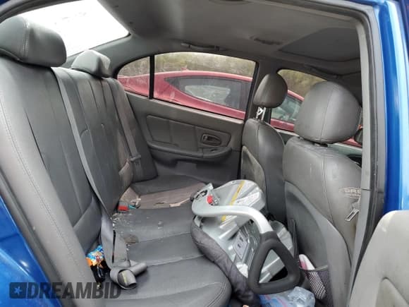 ✅ 2005 Hyundai Elantra GLS • VIN: KMHDN46D05U964713 • Lot: 53647025. Wystawiony na Copart z przebiegiem 130 903 mil. Bezpłatny archiwum sprzedaży aukcyjnych z USA i szczegółowy raport historii pojazdu na DreamBid. Zdjęcie 10.