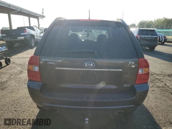 ✅ 2007 Kia Sportage EX • VIN: KNDJE723477311325 • Лот: 68219425. Опубликован ранее на Copart с пробегом 241 397 миль. Бесплатный доступ к архиву аукционных продаж из США и подробный отчёт об истории автомобиля на DreamBid. Изображение 6.
