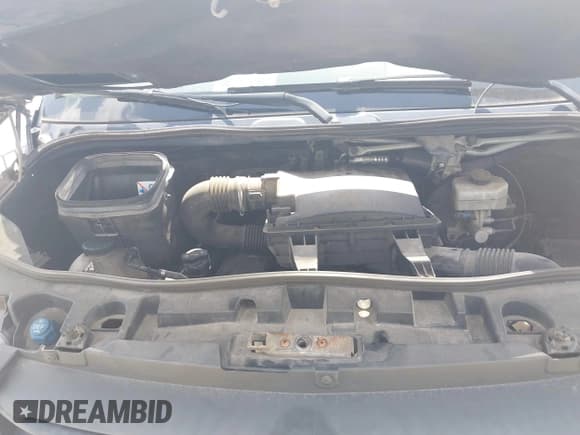 ✅ 2019 Mercedes-Benz Sprinter Cargo • VIN: WD4PF0CD7KP061020 • Lot: 42436009. Listed on IAAI with 64,864 mi. Free auction sales archive from the USA and detailed vehicle history report at DreamBid. Image 10.