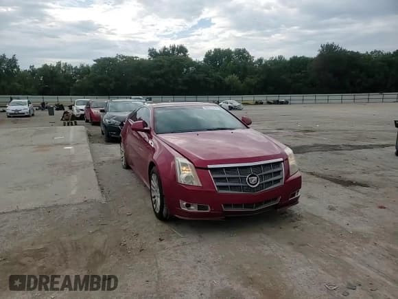✅ 2011 Cadillac CTS Performance • VIN: 1G6DJ1ED4B0170156 • Lot: 80211845. Wystawiony na Copart z przebiegiem 112 661 mil. Bezpłatny archiwum sprzedaży aukcyjnych z USA i szczegółowy raport historii pojazdu na DreamBid. Zdjęcie 13.