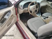 ✅ 2001 Ford Mustang Standard • VIN: 1FAFP40491F119850 • Lot: 85857755. Wystawiony na Copart z przebiegiem 254 421 mil. Bezpłatny archiwum sprzedaży aukcyjnych z USA i szczegółowy raport historii pojazdu na DreamBid. Zdjęcie 8.