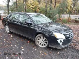 ✅ 2006 Toyota Avalon Limited • VIN: 4T1BK36B36U073969 • Lot: 43453393. Wystawiony na IAAI z przebiegiem 191 582 mil. Bezpłatny archiwum sprzedaży aukcyjnych z USA i szczegółowy raport historii pojazdu na DreamBid. Zdjęcie 1.