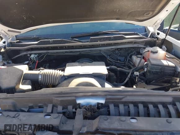 ✅ 2024 Chevrolet Silverado 2500HD Work Truck • VIN: 1GC2YLE76RF414337 • Lot: 41369545. Wystawiony na IAAI z przebiegiem 9 707 mil. Bezpłatny archiwum sprzedaży aukcyjnych z USA i szczegółowy raport historii pojazdu na DreamBid. Zdjęcie 10.