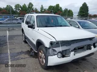 ✅ 2004 Ford Explorer XLT • VIN: 1FMZU73K84UA32139 • Lot: 43026158. Wystawiony na IAAI z przebiegiem 261 981 mil. Bezpłatny archiwum sprzedaży aukcyjnych z USA i szczegółowy raport historii pojazdu na DreamBid. Zdjęcie 1.