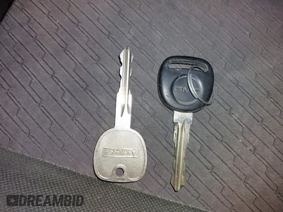 ✅ 2013 GMC Sierra 1500 Work Truck • VIN: 1GTN2TEX4DZ358257 • Лот: 43271263. Опубликован ранее на IAAI с пробегом 136 567 миль. Бесплатный доступ к архиву аукционных продаж из США и подробный отчёт об истории автомобиля на DreamBid. Изображение 11.