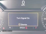 ✅ 2022 Cadillac XT4 FWD Luxury • VIN: 1GYAZAR49NF107519 • Lot: 43726863. Wystawiony na IAAI z przebiegiem 59 324 mil. Bezpłatny archiwum sprzedaży aukcyjnych z USA i szczegółowy raport historii pojazdu na DreamBid. Zdjęcie 15.