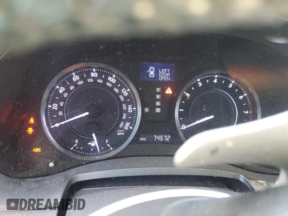 ✅ 2014 Lexus IS 250 C • VIN: JTHFF2C25E2531531 • Lot: 83644104. Listed on Copart with 74,572 mi. Free auction sales archive from the USA and detailed vehicle history report at DreamBid. Image 9.