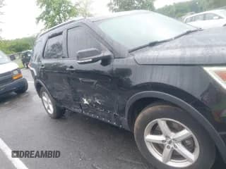 ✅ 2017 Ford Explorer XLT • VIN: 1FM5K8D87HGB69445 • Lot: 42333669. Wystawiony na IAAI z przebiegiem 145 064 mil. Bezpłatny archiwum sprzedaży aukcyjnych z USA i szczegółowy raport historii pojazdu na DreamBid. Zdjęcie 6.