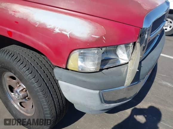 2000 Dodge 1500 z VIN 1B7HF13Y6YJ102207, wystawiony jako IAAI lot #43506519 z przebiegiem 144 023 mil mil oraz . Historia ofert i sprzedaży dostępna na DreamBid. Obrazek 16.