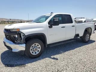 ✅ 2023 Chevrolet Silverado 1500 • VIN: 1GC5WRE76PF235105 • Лот: 58774185. Опубликован ранее на Copart с пробегом 56 857 миль. Бесплатный доступ к архиву аукционных продаж из США и подробный отчёт об истории автомобиля на DreamBid. Изображение 1.