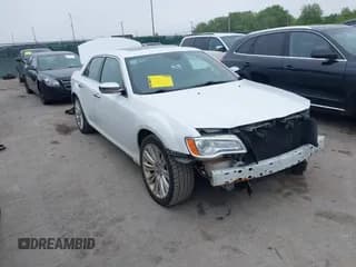 ✅ 2012 Chrysler 300 C • VIN: 2C3CCAET6CH279858 • Lot: 42429065. Listed on IAAI with 190,561 mi. Free auction sales archive from the USA and detailed vehicle history report at DreamBid. Image 1.