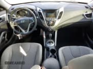 ✅ 2012 Hyundai Veloster w/Red Int • VIN: KMHTC6AD6CU064822 • Lot: 82311244. Wystawiony na Copart z przebiegiem 175 989 mil. Bezpłatny archiwum sprzedaży aukcyjnych z USA i szczegółowy raport historii pojazdu na DreamBid. Zdjęcie 8.