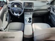 ✅ 2023 Hyundai Kona SE • VIN: KM8K23AG3PU184784 • Лот: 71182304. Опубликован ранее на Copart с пробегом 38 795 миль. Бесплатный доступ к архиву аукционных продаж из США и подробный отчёт об истории автомобиля на DreamBid. Изображение 8.