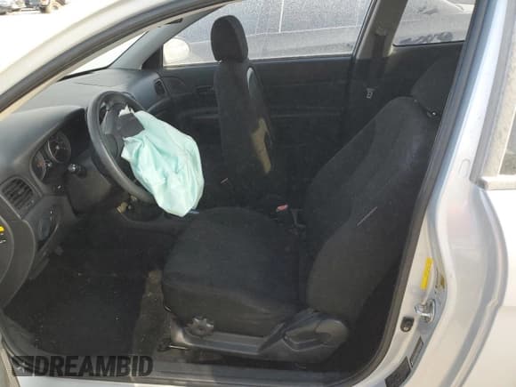 ✅ 2009 Hyundai Accent GS • VIN: KMHCM36C19U137602 • Лот: 61295965. Опубликован ранее на Copart с пробегом 64 272 миль. Бесплатный доступ к архиву аукционных продаж из США и подробный отчёт об истории автомобиля на DreamBid. Изображение 7.