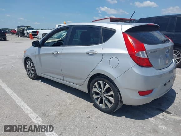 ✅ 2016 Hyundai Accent Sport • VIN: KMHCU5AE6GU239995 • Лот: 42400403. Опубликован ранее на IAAI с пробегом 106 850 миль. Бесплатный доступ к архиву аукционных продаж из США и подробный отчёт об истории автомобиля на DreamBid. Изображение 3.