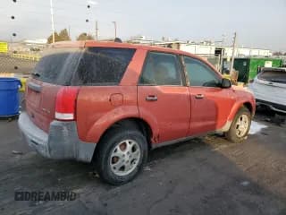 ✅ 2003 Saturn VUE • VIN: 5GZCZ63B83S821776 • Lot: 45597975. Wystawiony na Copart z przebiegiem 104 240 mil. Bezpłatny archiwum sprzedaży aukcyjnych z USA i szczegółowy raport historii pojazdu na DreamBid. Zdjęcie 3.