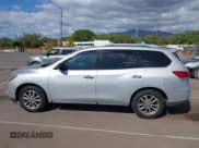 ✅ 2015 Nissan Pathfinder SV • VIN: 5N1AR2MN3FC673671 • Lot: 43863527. Wystawiony na IAAI z przebiegiem 113 786 mil. Bezpłatny archiwum sprzedaży aukcyjnych z USA i szczegółowy raport historii pojazdu na DreamBid. Zdjęcie 14.