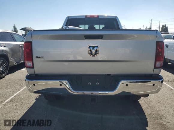 ✅ 2016 Ram 2500 SLT • VIN: 3C6TR4DT9GG372805 • Lot: 87115795. Listed on Copart with 121,029 mi. Free auction sales archive from the USA and detailed vehicle history report at DreamBid. Image 6.