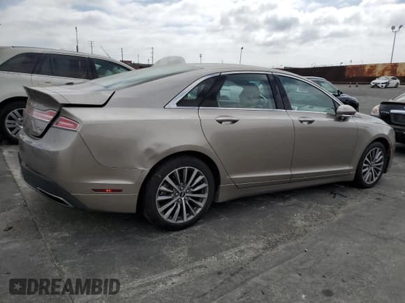 ✅ 2018 Lincoln MKZ Hybrid Premiere • VIN: 3LN6L5KU0JR628104 • Lot: 70831254. Listed on Copart with 82,334 mi. Free auction sales archive from the USA and detailed vehicle history report at DreamBid. Image 3.