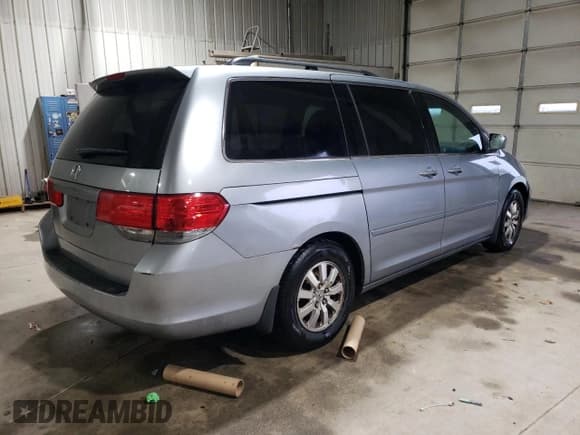 ✅ 2010 Honda Odyssey EX • VIN: 5FNRL3H42AB105133 • Lot: 92425965. Listed on Copart with 197,994 mi. Free auction sales archive from the USA and detailed vehicle history report at DreamBid. Image 3.