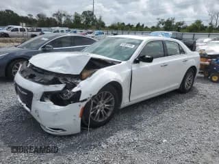 ✅ 2015 Chrysler 300 C • VIN: 2C3CCAEG7FH908535 • Lot: 81023195. Listed on Copart with 138,453 mi. Free auction sales archive from the USA and detailed vehicle history report at DreamBid. Image 1.